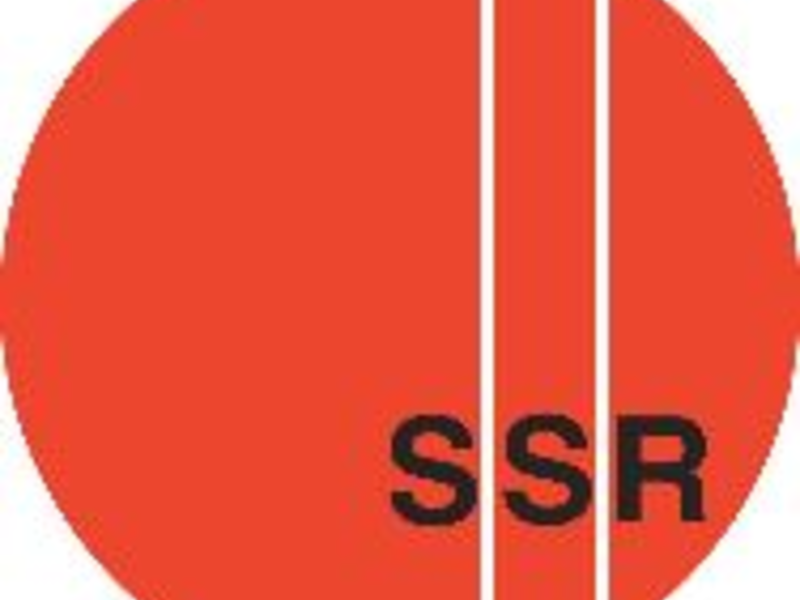 Logo des Stadtseniorenrat bestehend aus einem roten Kreis mit schwarzen Buchstaben SSR